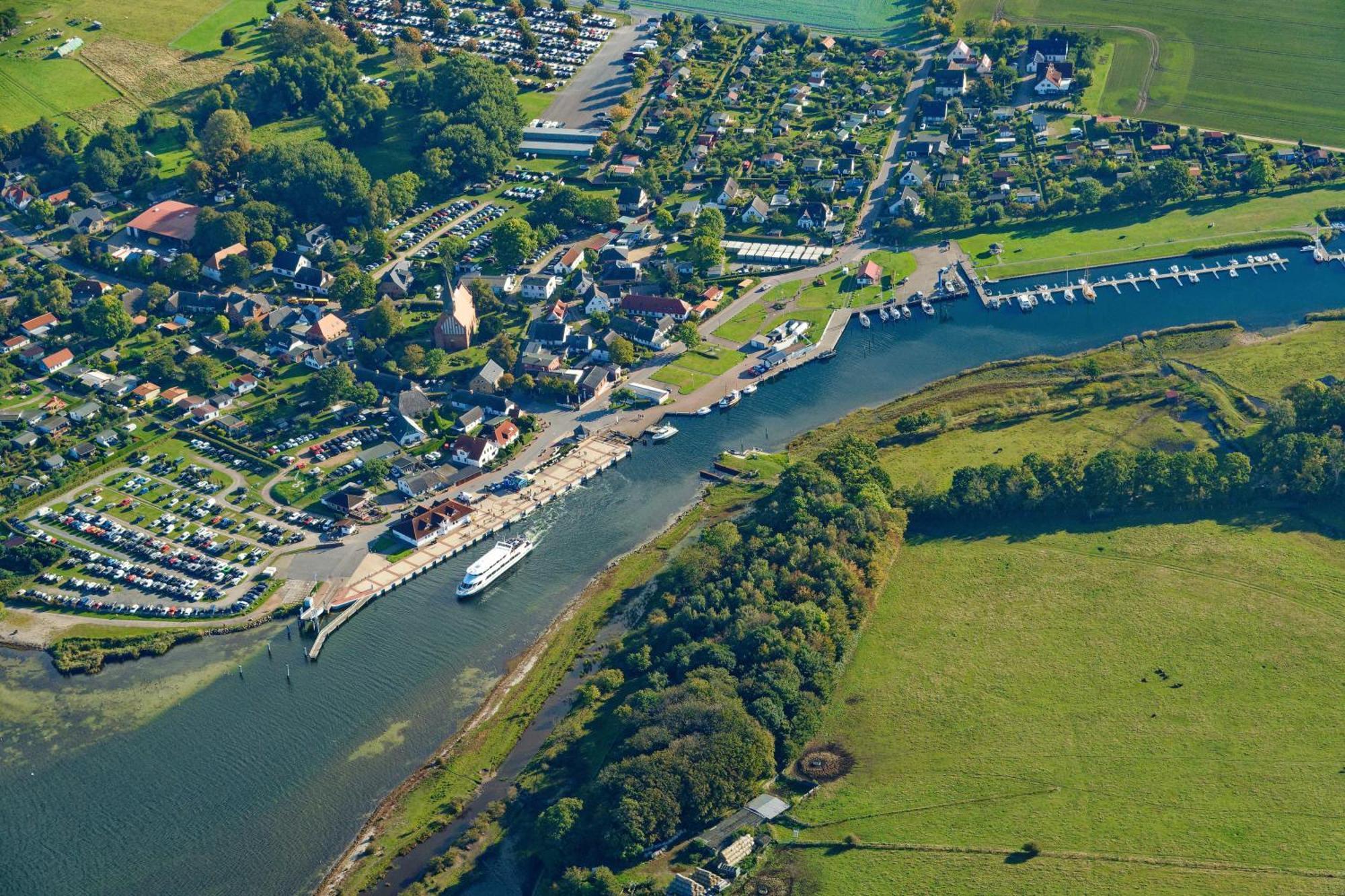 Zur alten Schmiede Schaprode Exterior foto